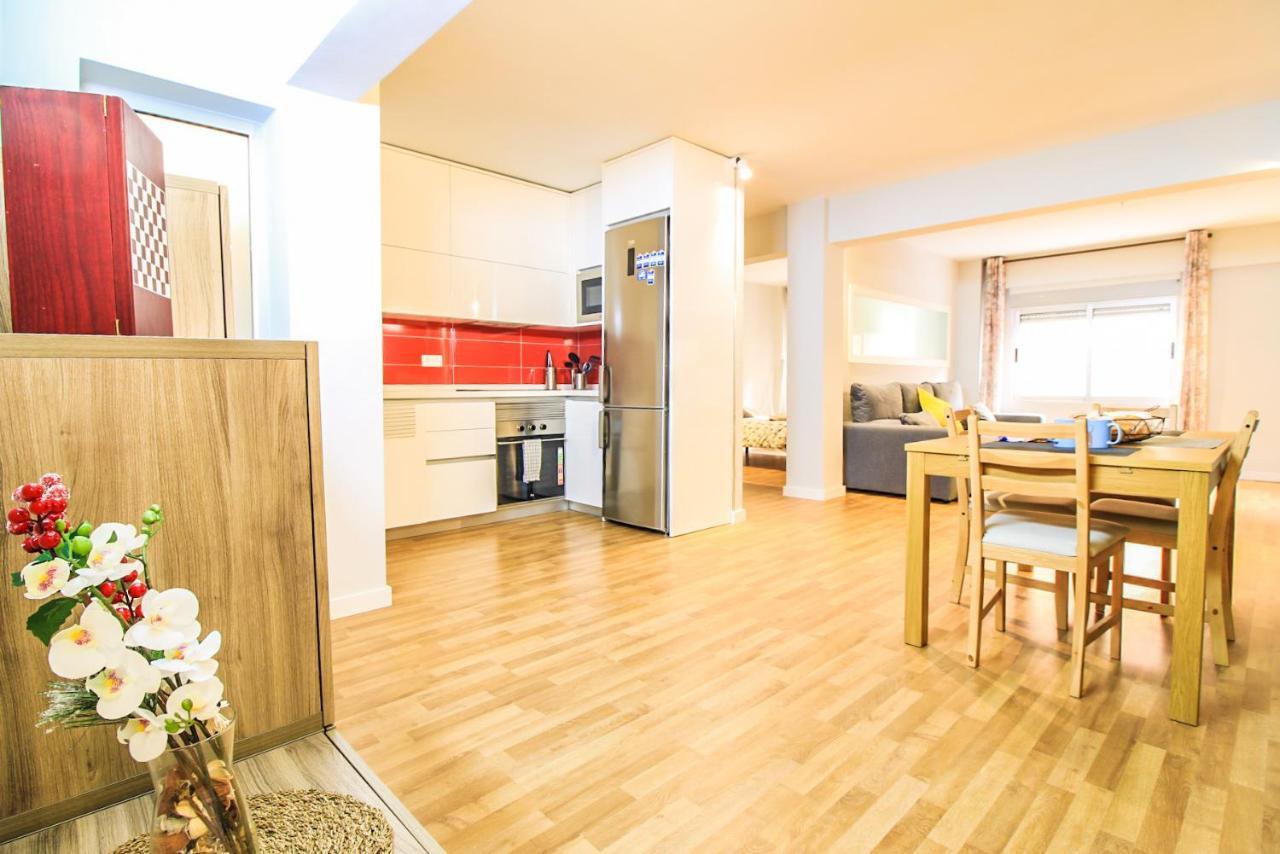 Lujoso Apartamento Centro Ciudad, Parking Privado Gratuito Murcia Bagian luar foto