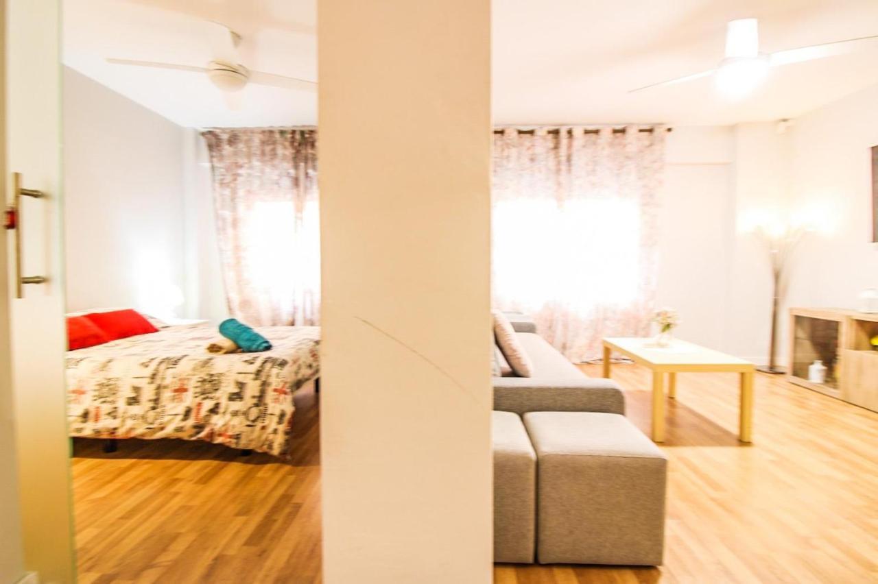 Lujoso Apartamento Centro Ciudad, Parking Privado Gratuito Murcia Bagian luar foto