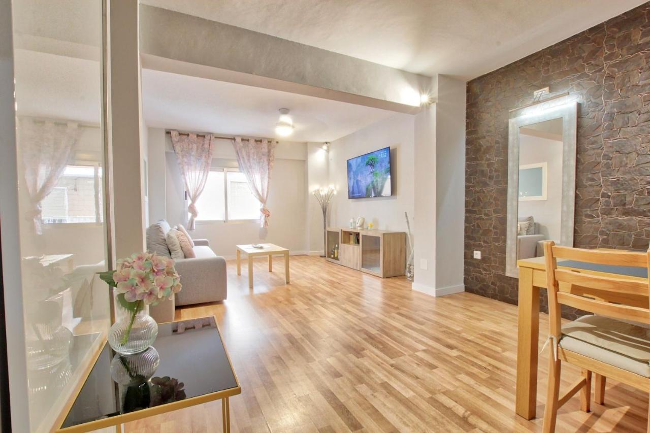 Lujoso Apartamento Centro Ciudad, Parking Privado Gratuito Murcia Bagian luar foto